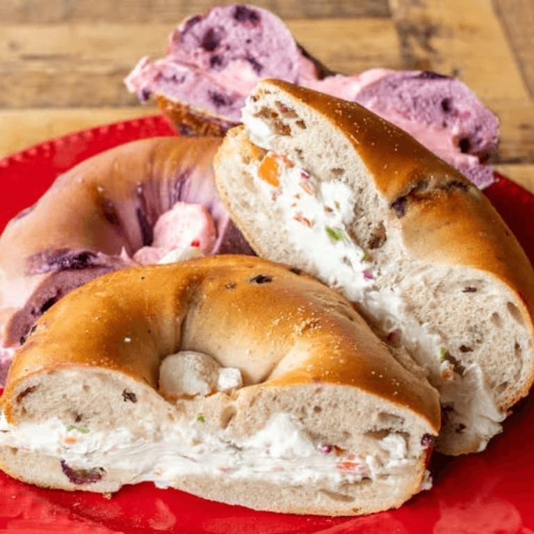 🥯 Bagels & More – Your Classic Favorites