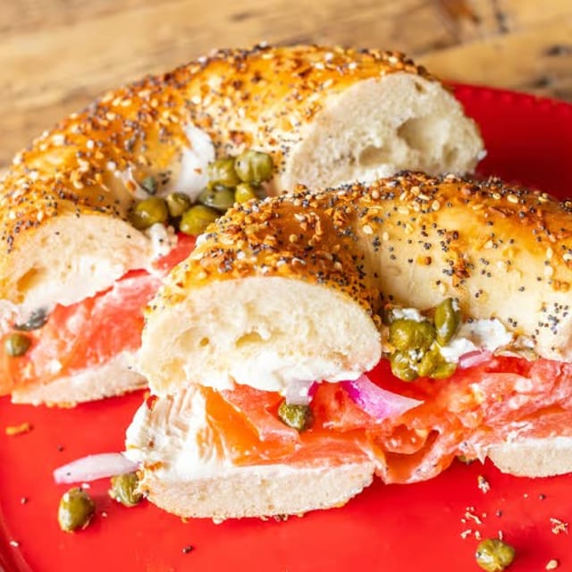 Bagel with Lox Spread (Regular).